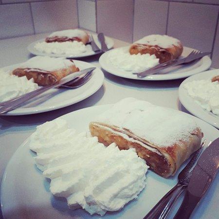 Cafe & Delikatessen Oma Hedy